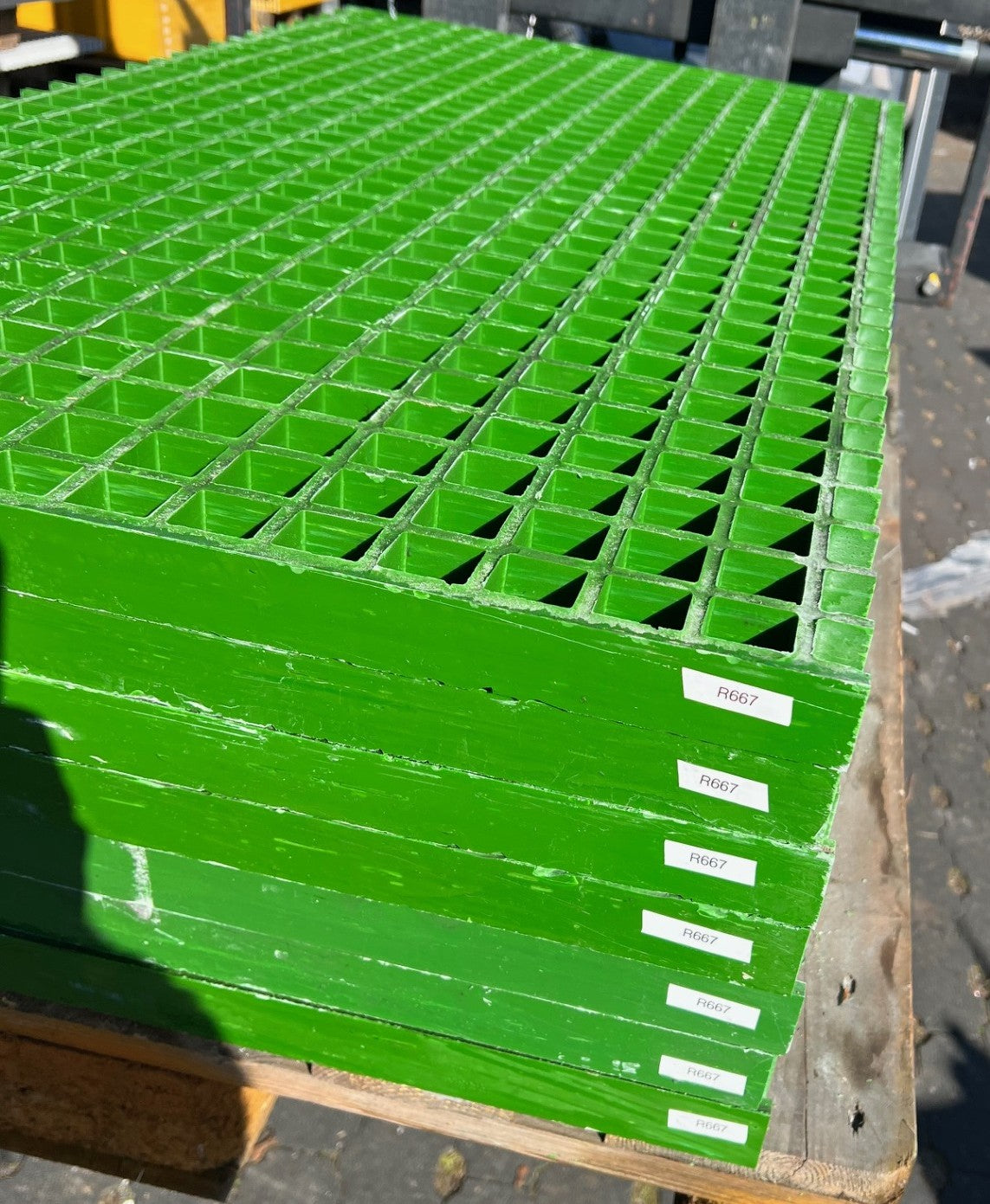 GFK-Gitterrost R667 – ISO38 Grün 1220×650 mm | Restposten