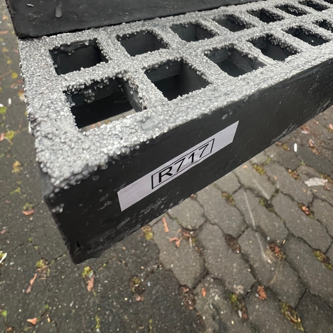GFK-Gitterrost R717 – ISO50 Grau 1730×390 mm | Restposten