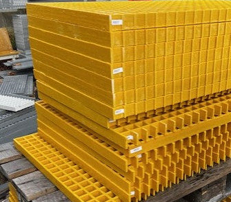 GFK-Gitterrost R833 – ISO 38 Gelb 1000×840 mm | Restposten