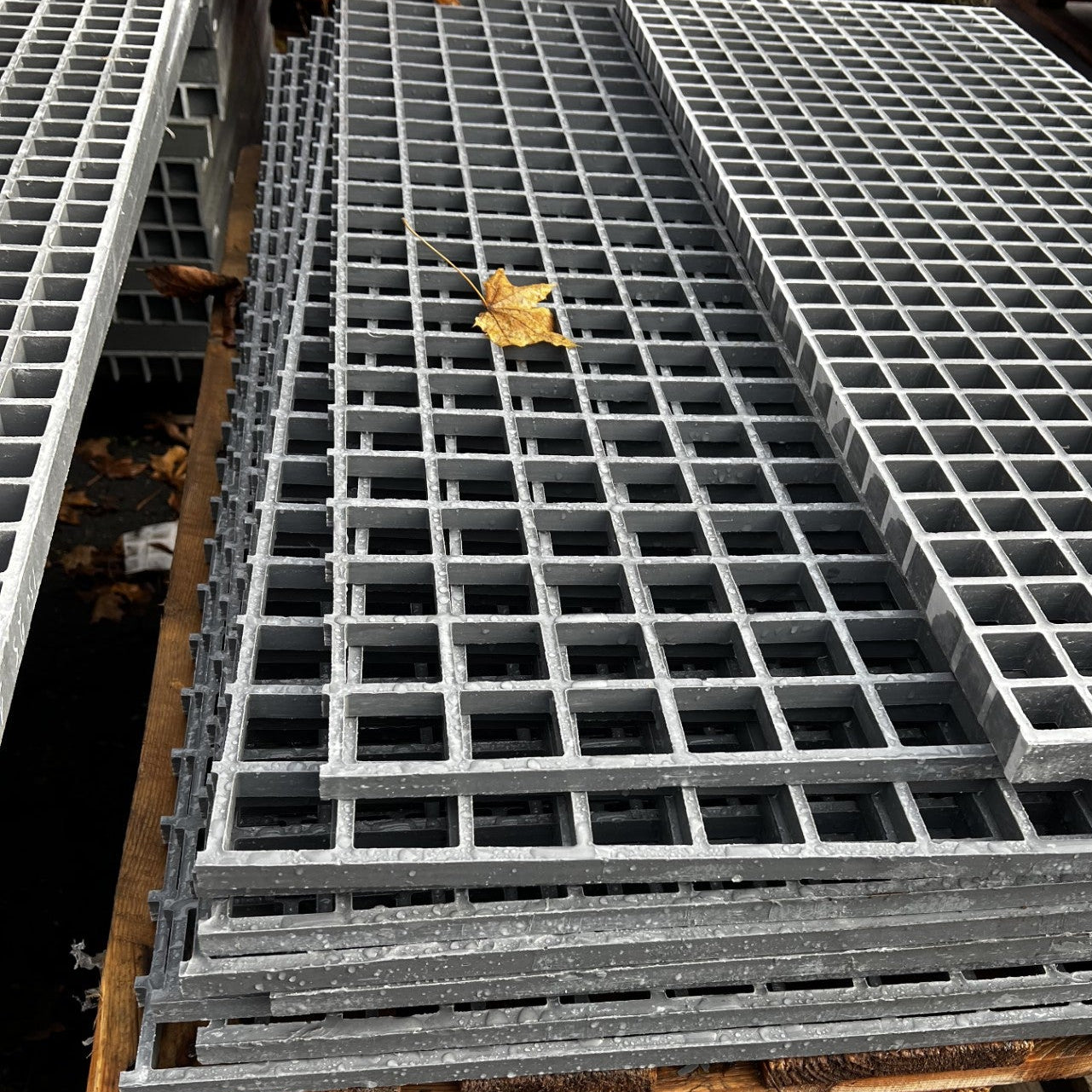 GFK-Gitterrost R863 – ISO 15 Grau 1220×730 mm | Restposten