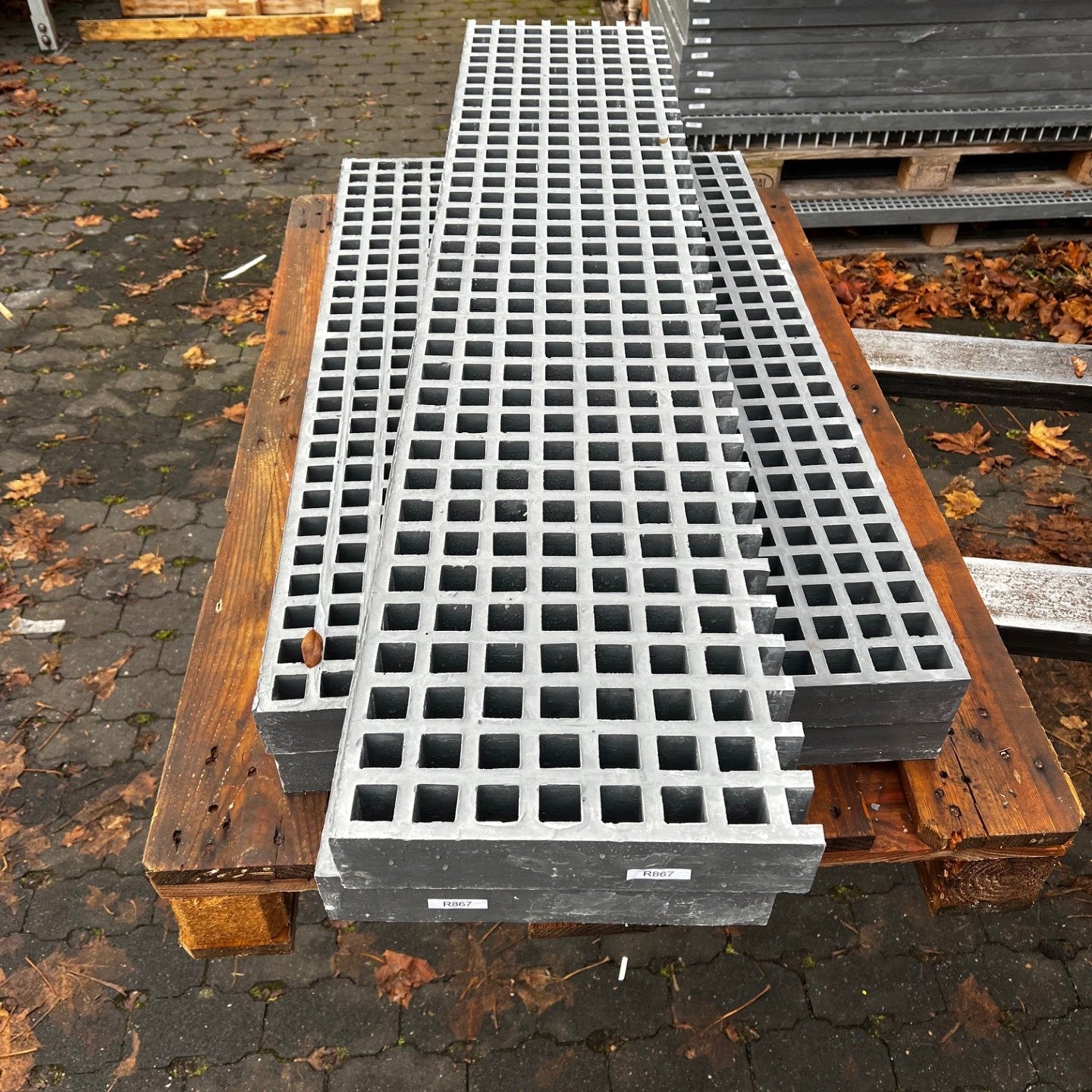 GFK-Gitterrost R868 – ISO 60 Grau 1000×580 mm | Restposten (Schwerlast)