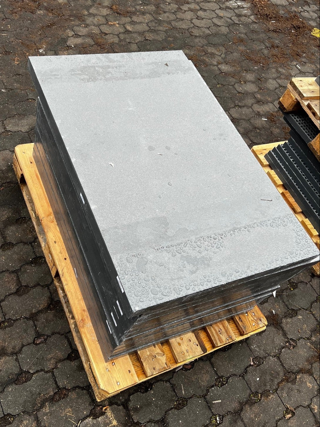 GFK-Sicherheitsboden R901 – P50 Grau 1020×685 | Restposten