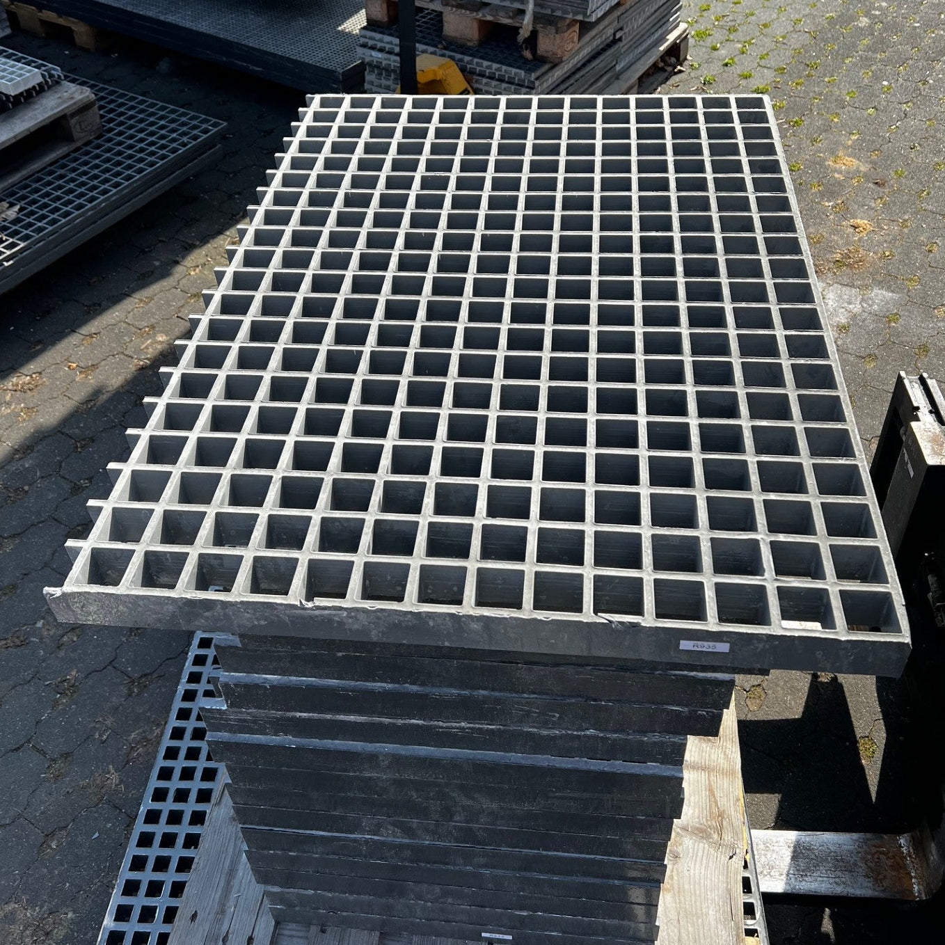 GFK-Gitterrost R935 – ISO 50 Grau 1020×740 mm | Restposten