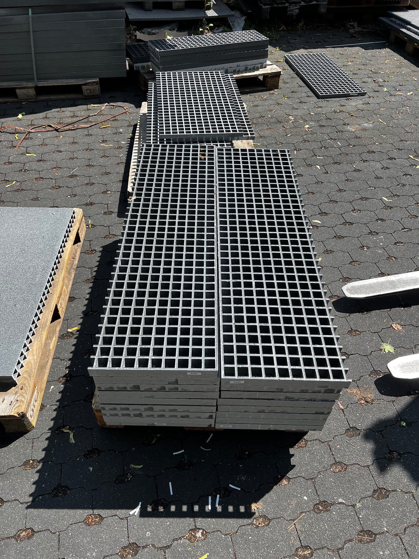 Krata GRP R984 - 38 mm szara 1300 × 365 mm | Pozostały zapas