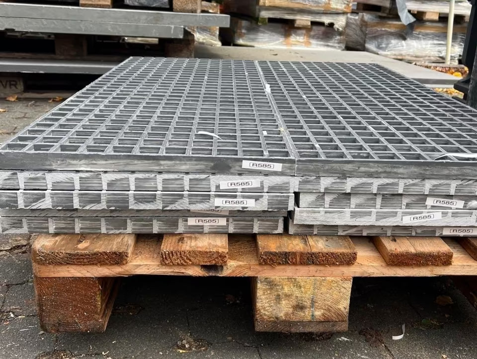 GFK-Gitterrost R586 – ISO25 grau 730×630 mm | Restposten