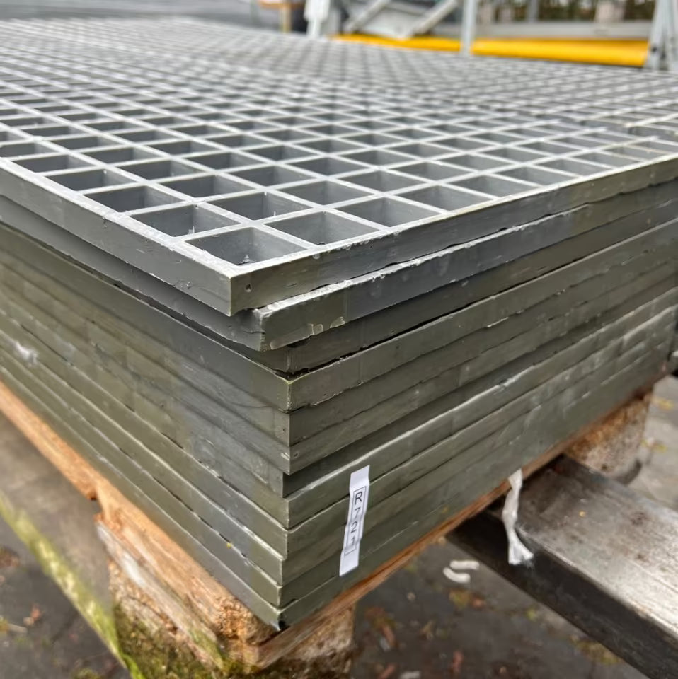 GFK-Gitterrost R721 – ISO 17 Grau 1250×400 | Restposten