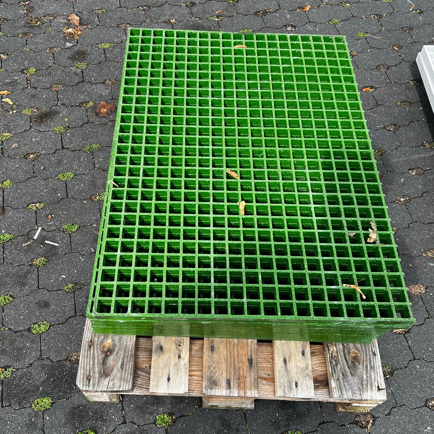 GFK-Gitterrost R1005 – ISO25 grün 1000×740 mm | Restposten
