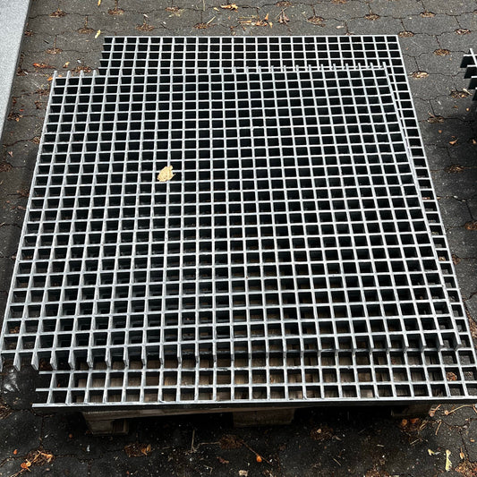 GFK-Gitterrost R1009 – ISO 30 grau 1220×950 mm | Restposten