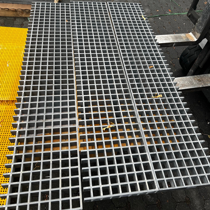 R1043 Rost ISO38 1490×300 gr 38×38 konk