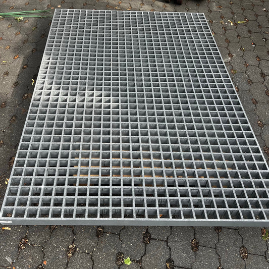 GFK-Gitterrost R1049 – ISO 50 grau 1835×1220 mm | Restposten