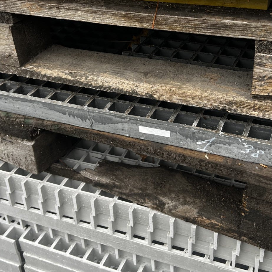 GFK-Gitterrost R522 – ISO 38 Grau 800×370 mm | Restposten