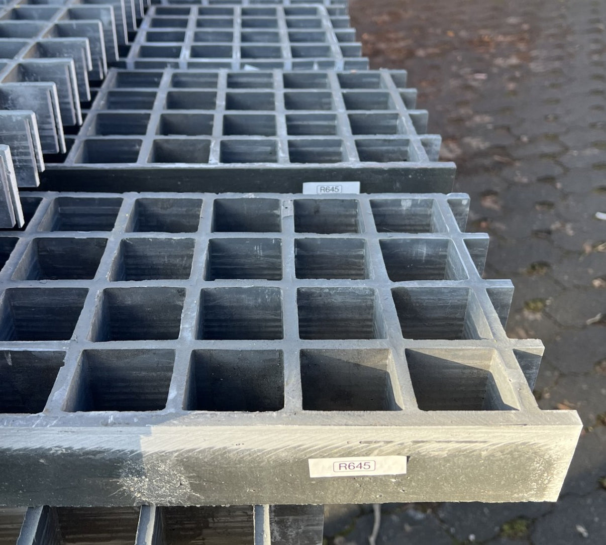 Griglia in PRFV R645 - ISO50 grigio 1810×210 mm | Scorte rimanenti