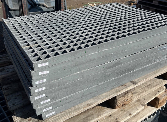 GFK-Gitterrost R733 – ISO38 Grau 1000×680 mm | Restposten