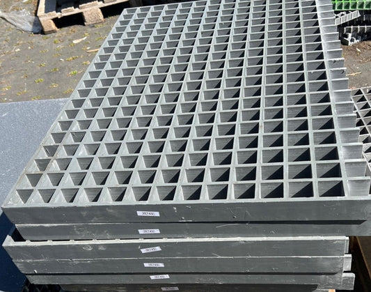 GFK-Gitterrost R749 – ISO 50 Grau 1220×710 | Restposten