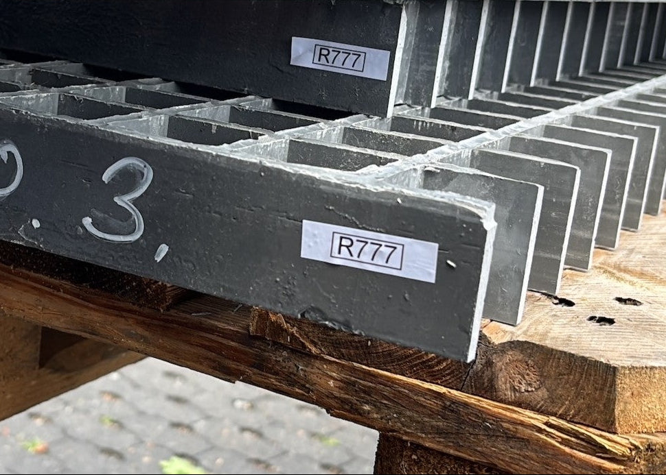 GFK-Gitterrost R777 – ISO 50 Grau 1220×630 | Restposten