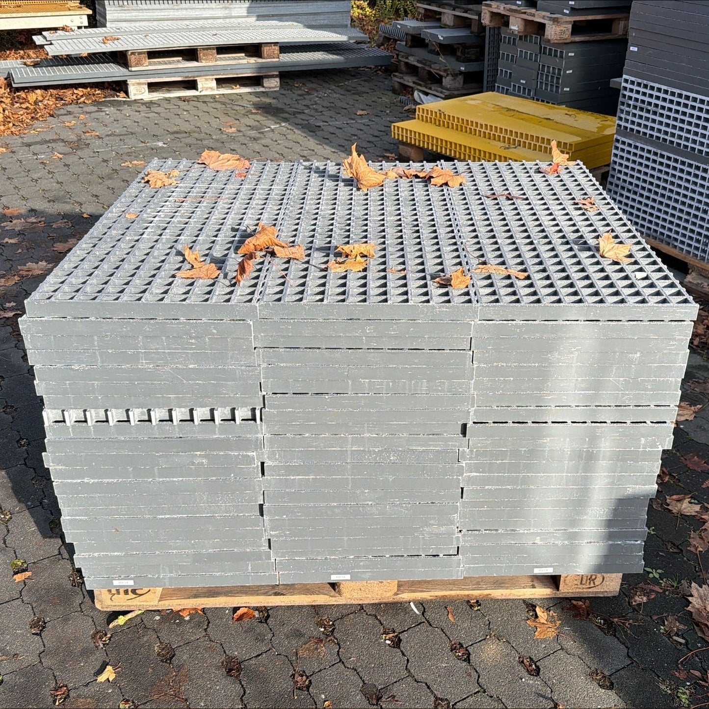 GFK-Gitterrost R814 – ISO 30 Grau 970×390 mm | Restposten