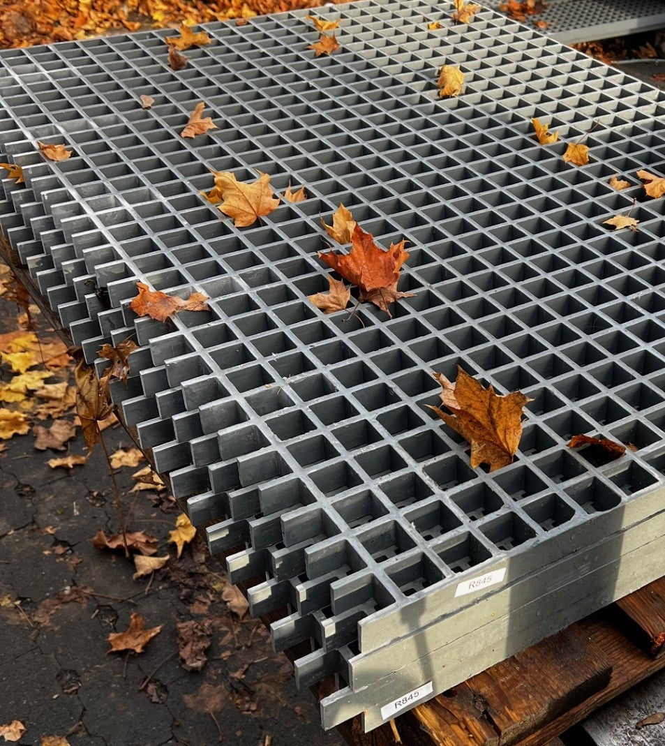 GFK-Gitterrost R845 – ISO 30 Grau 1220×835 mm | Restposten