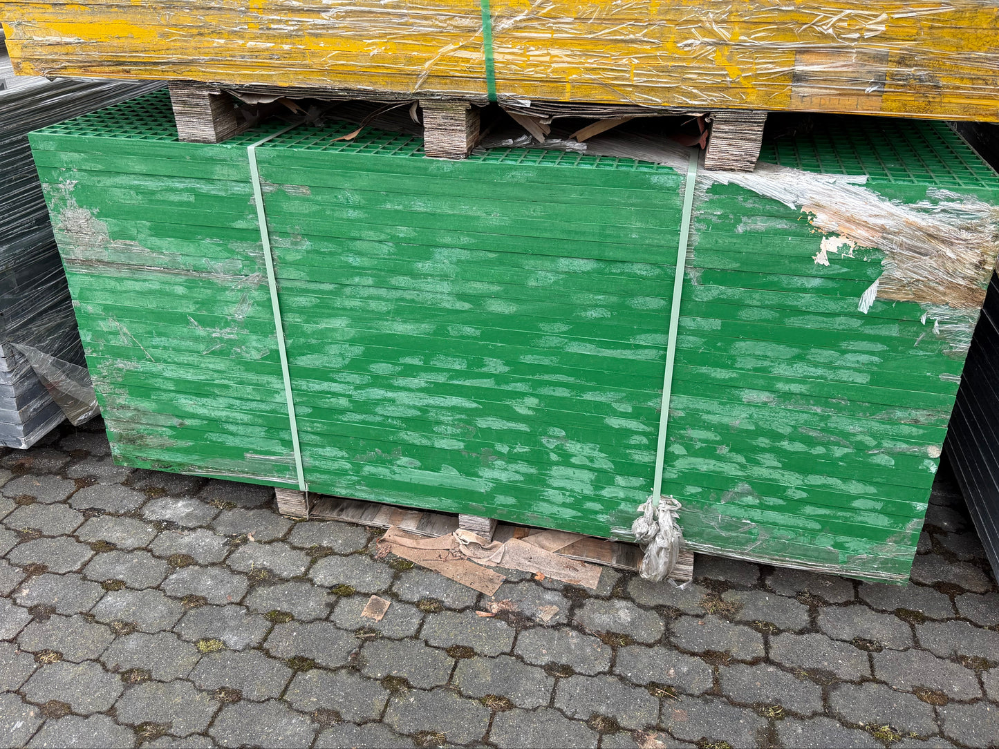 GFK-Gitterrost R891 – ISO 38 Grün 2000×1000 | Restposten