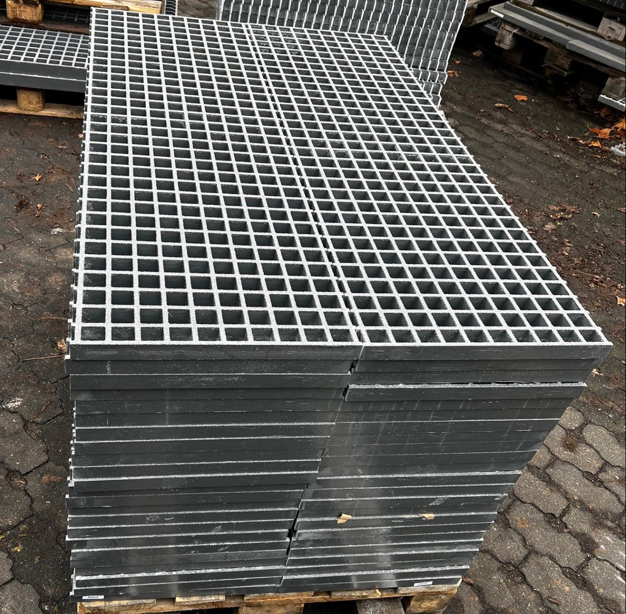 GFK-Gitterrost R894 – ISO 30 Grau 1220×400 | Restposten
