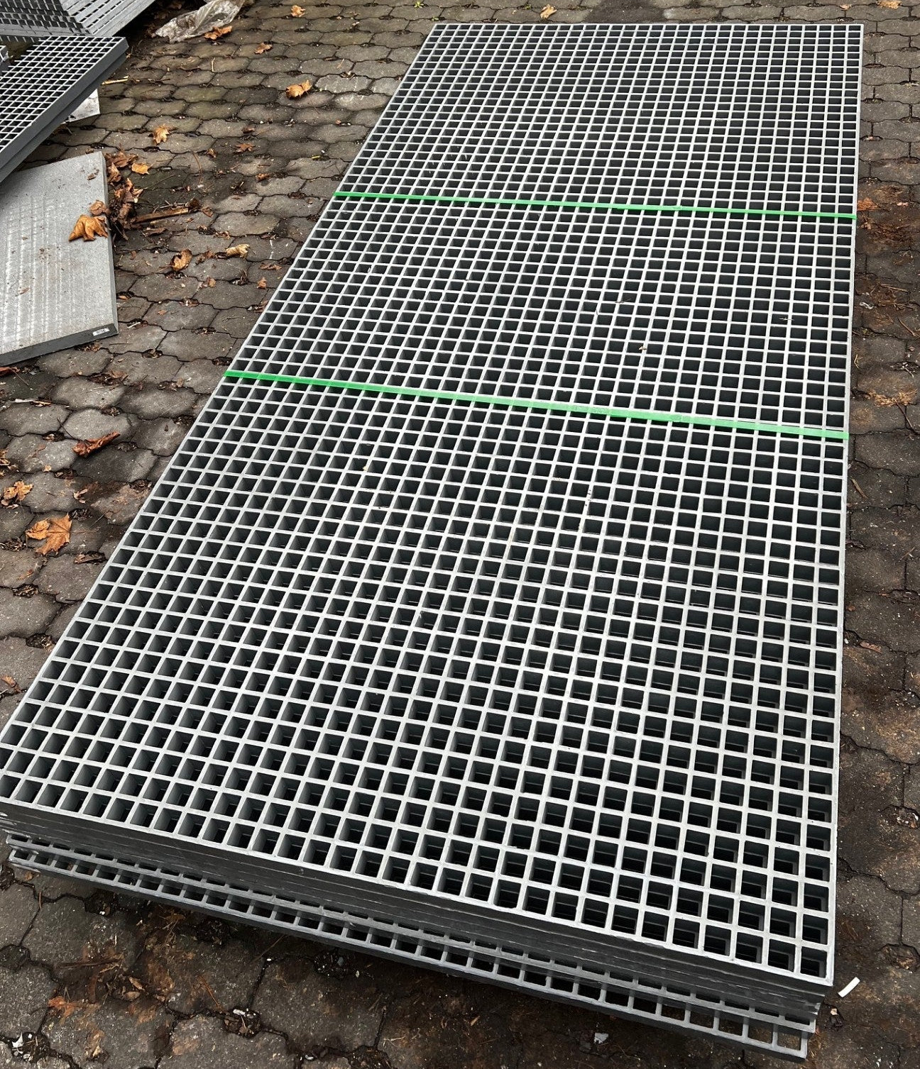 GFK-Gitterrost R904 – ISO 38 Grau 2440×1220 | Restposten