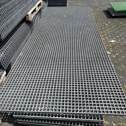 GFK-Gitterrost R957 – 30 mm grau 4000 × 1500 mm | Restposten