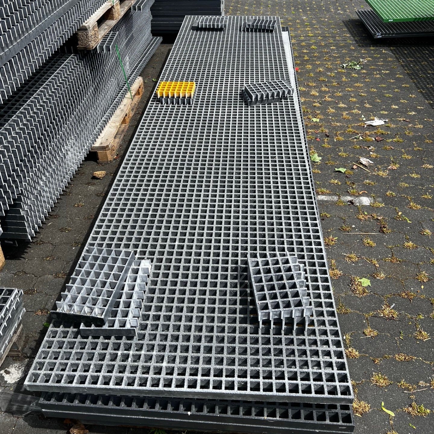 GFK-Gitterrost R960 – 30 mm grau 4000 × 1000 mm | Restposten
