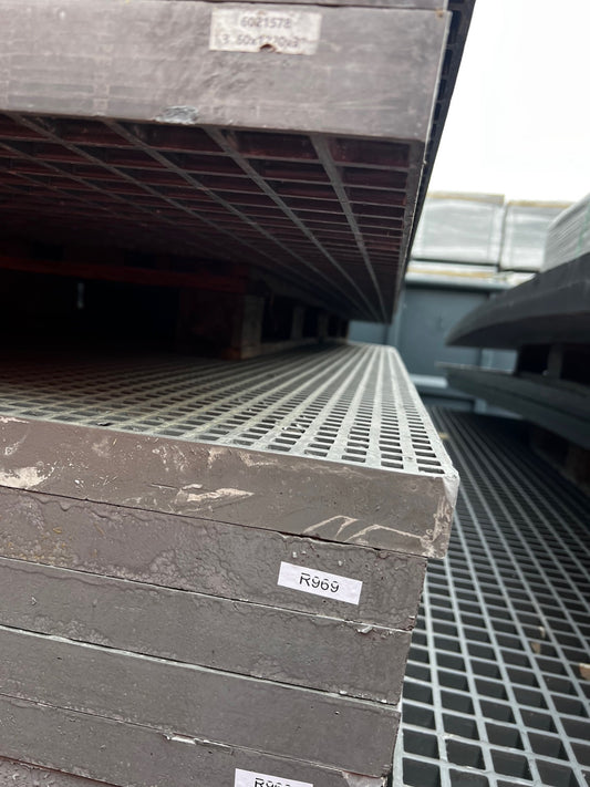 Griglia in PRFV R969 - 38 mm grigio 3660 × 1220 mm | Scorte rimanenti