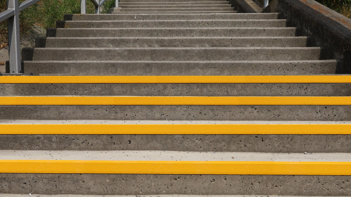 GFK Anti-Rutsch Treppenkantenprofil