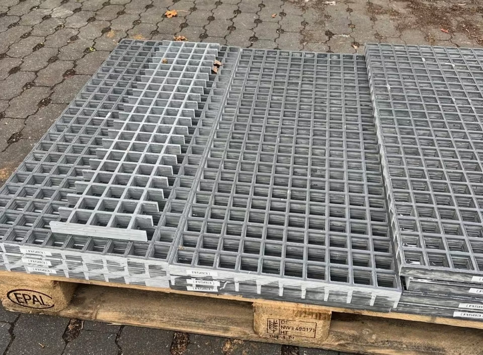 GFK-Gitterrost R583 – ISO 25 Grau 890×390 | Restposten